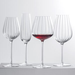 240-600ml Capacity Nordic Vertical Grain Red Wine Glass for Glass Creative Stripe Hand Blown Goblet Retro European Design